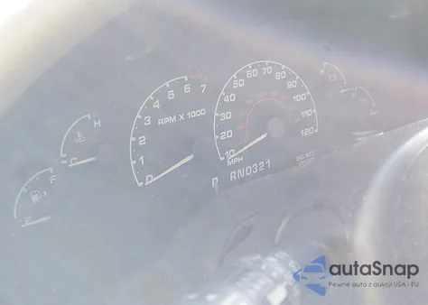 2002 Ford Explorer Xls z USA, uszkodzony, nr VIN 1FMZU72E12ZA78794